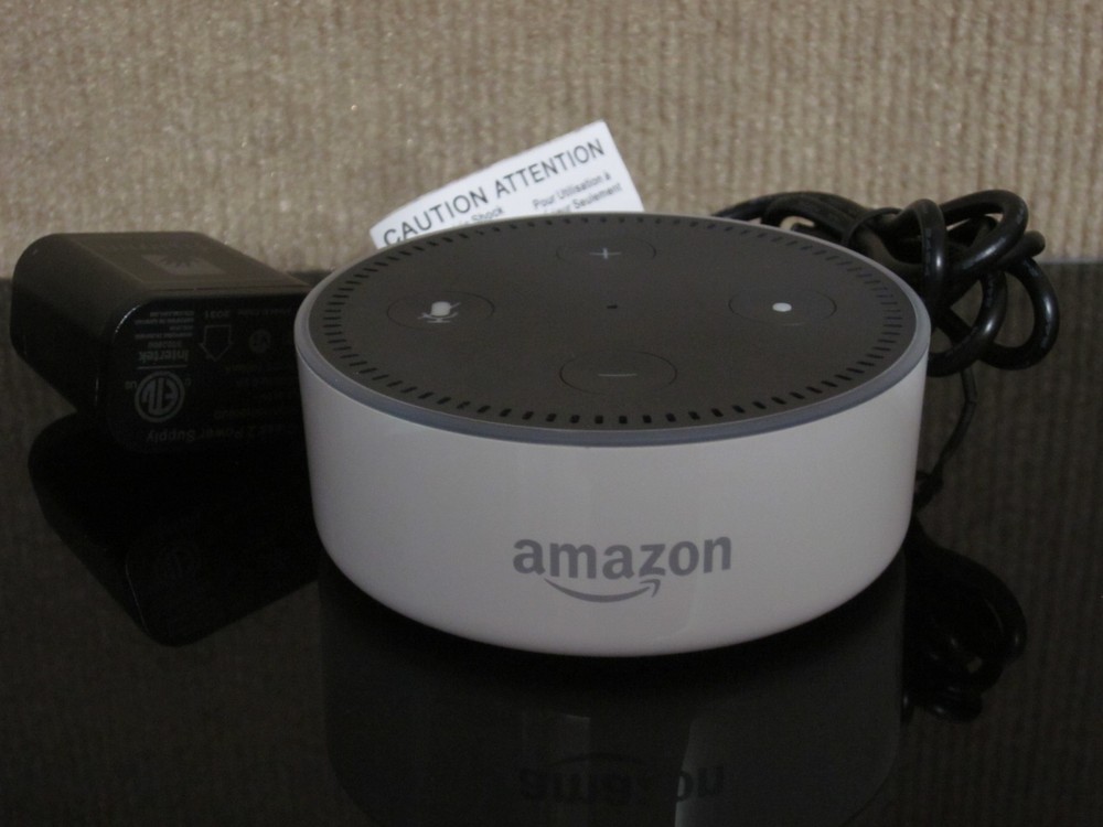 Amazon Echo Dot 2nd Generation Smart Assistant White RS03QR