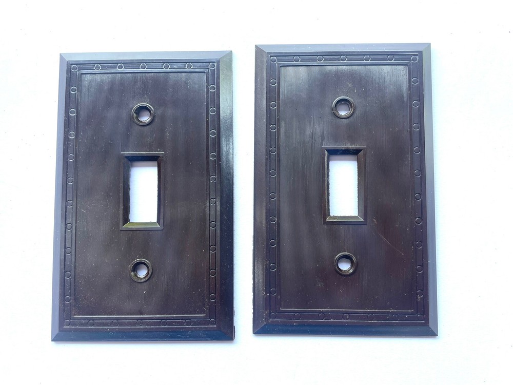 Vintage Standard Bakelite One Gang Toggle Switch Plates Brown