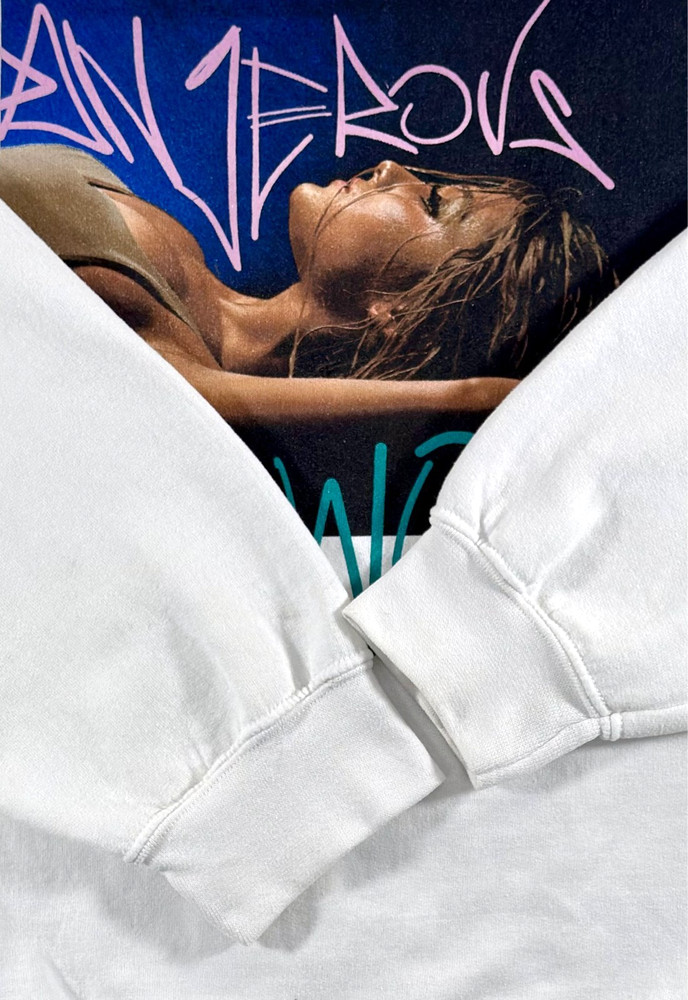 Ariana Grande 2017 Dangerous Woman World Tour Sweatshirt Official Rare Size XL