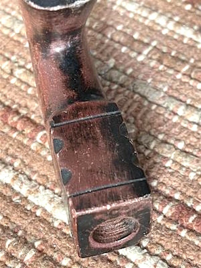 EARLY 17th-18th century NATIVE AMERICAN PIPESTONE ELBOW PIPE.