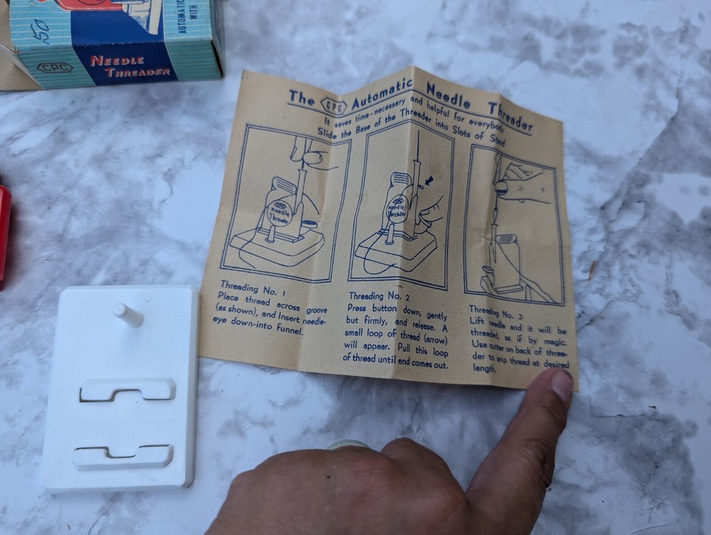 Vintage The CPC Automatic Needle Threader w/ instructions NOS (2)