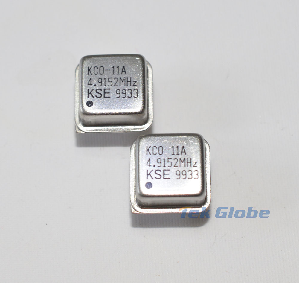 5pcs 4.9152MHz Oscillator DIL-8