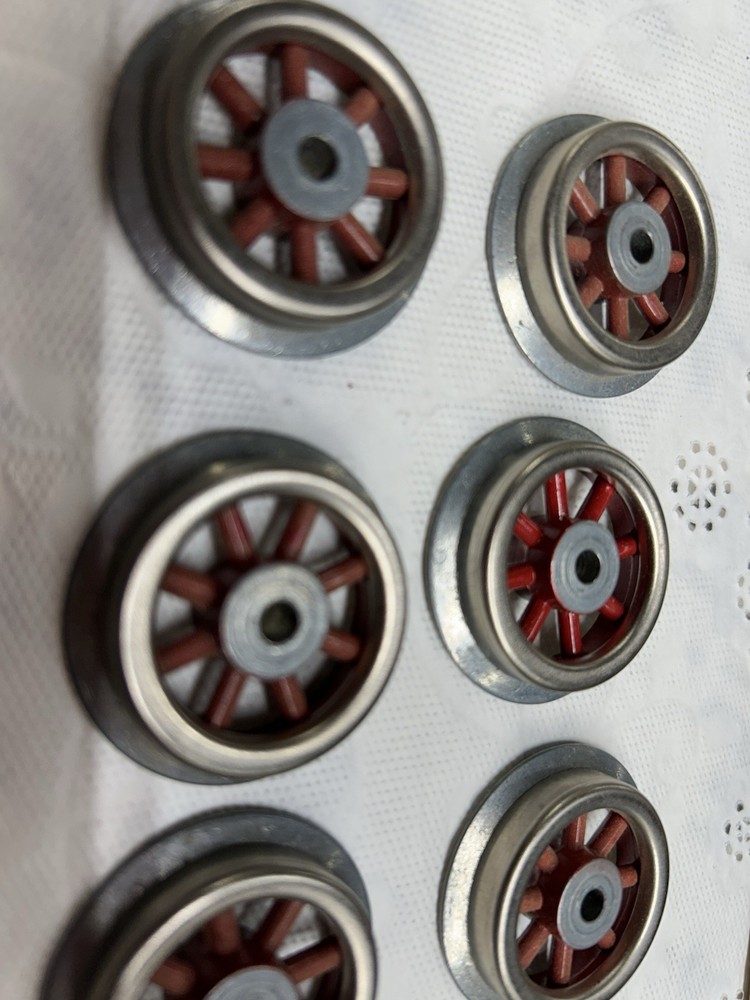 Lionel O Gauge Train Engine Replacement Wheels Set 8