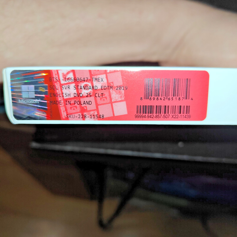 Microsoft SQL Server 2019 Standard 24 Core/25 CAL - DVD Box Pack