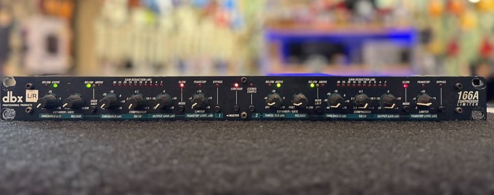 DBX 166A Rack Mounted Compressor / Limiter Rack Effect Module
