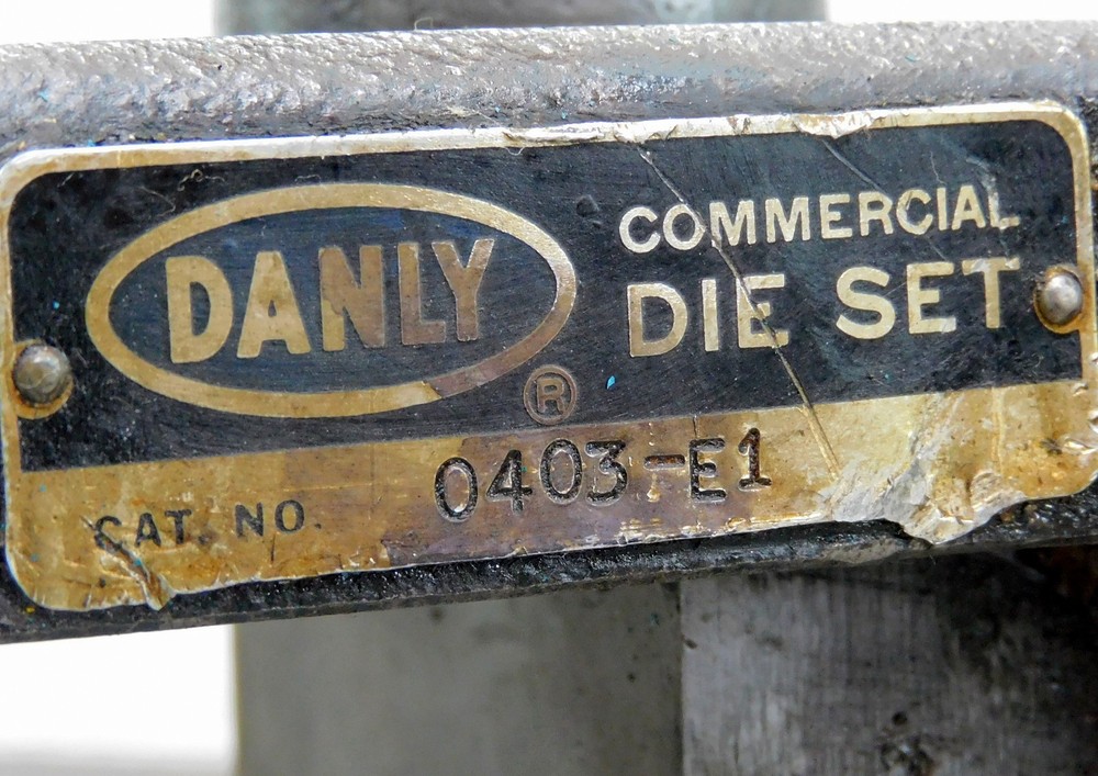 Danly 0403-E1 Precision Die Set Pneumatic Punch Press