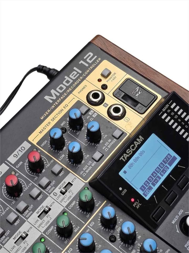 Tascam Model 12 Mixer Recorder Interface w/ Odyssey Case Powers On Clean