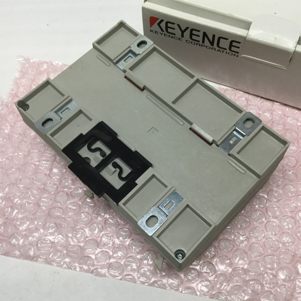 Keyence CV-301 Compact Machine Vision Color System Camera Controller Module