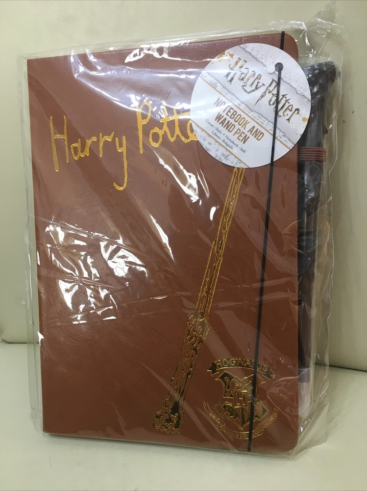 Harry Potter Notebook and Wand set