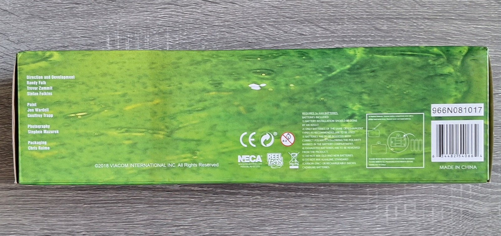 TMNT MUTAGEN CANISTER PROP REPLICA 2018 NECA New