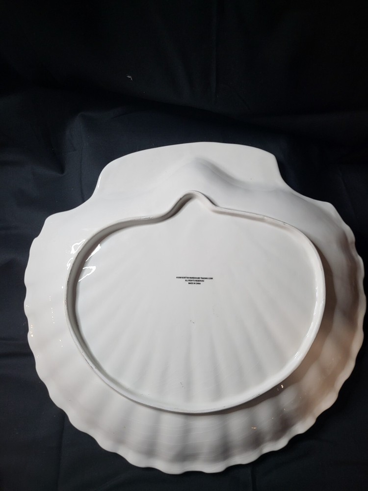 Boston Warehouse Pink Clam Shell Tray