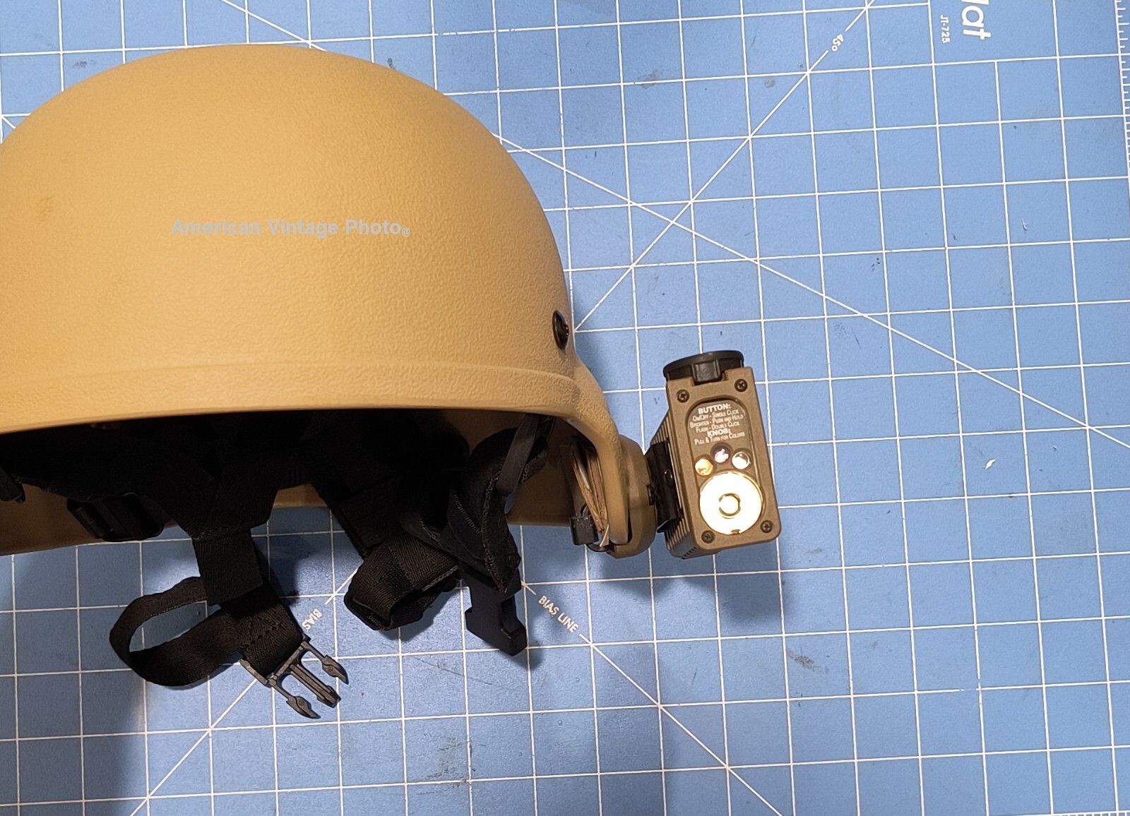 Flashlight Streamlight 14032 Sidewinder Flashlight & Mount 14055 Helmet USMC