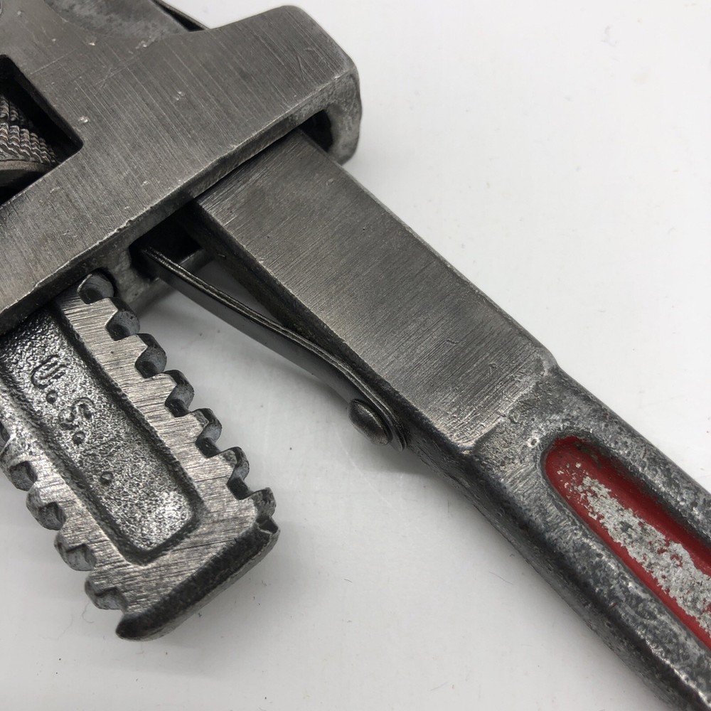 Vintage Stillson Trimo 10” Adjustable Pipe Wrench Red Handle
