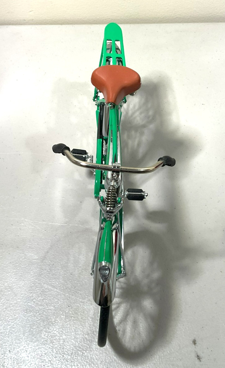 Schwinn Phantom bicycle, Die-cast Metal, 1:6 Scale, Green Enamel Finish, Nice!