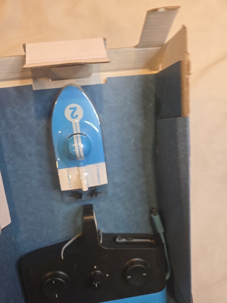 Sharper Image RC Hydro Racer