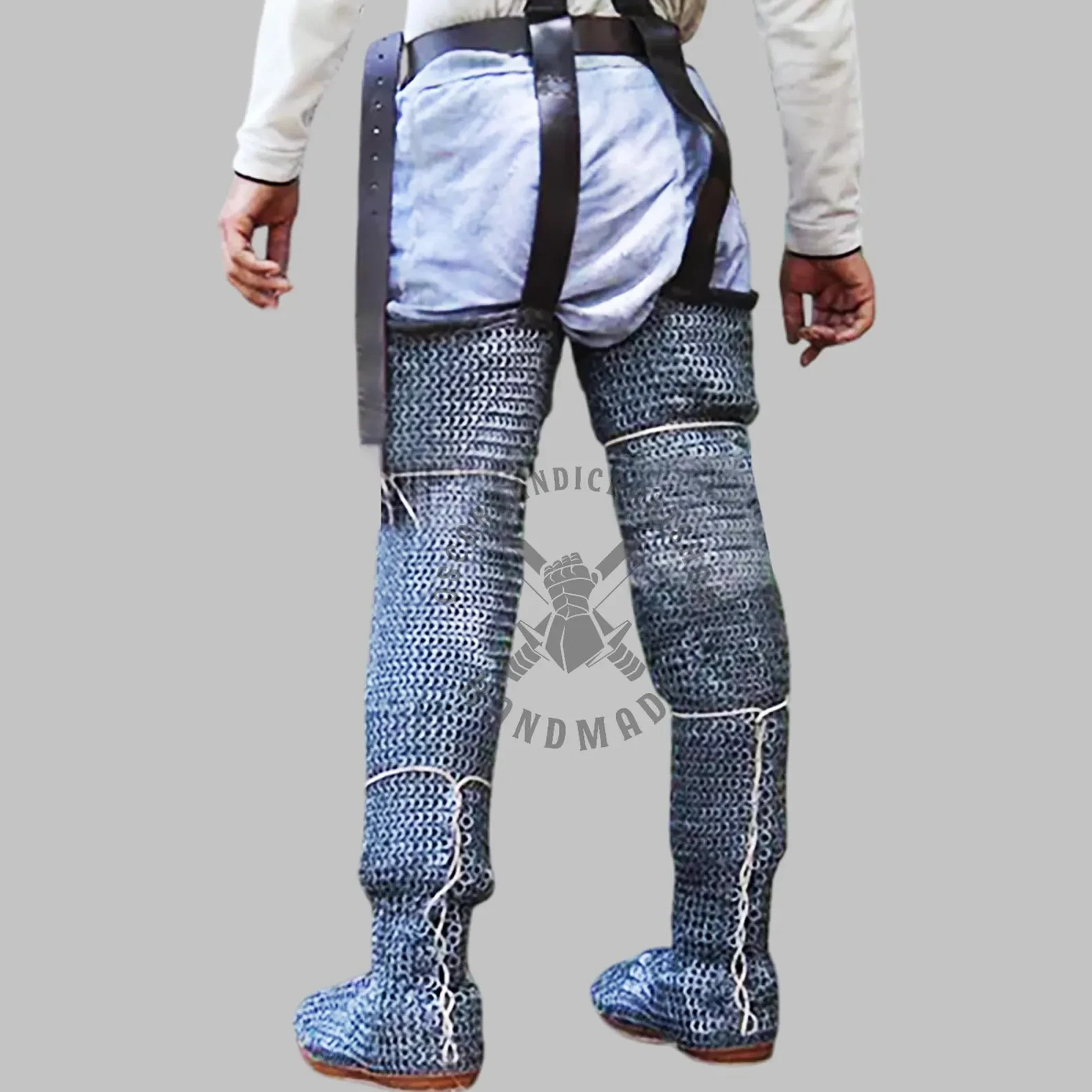 Chainmail Chausses – 9mm Flat Riveted Solid Ring Leggings with Leather Trim