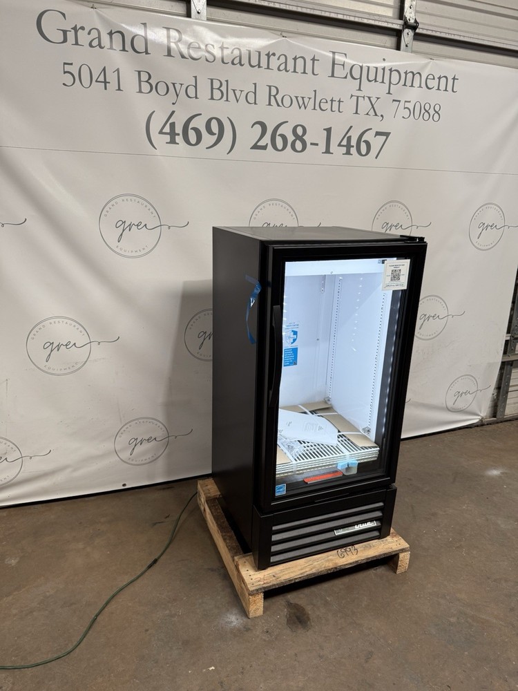 True GDM-08 Commercial Refrigerator