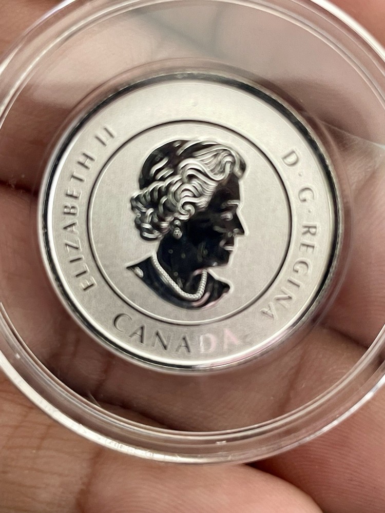 2015 Canada $20 Fine Silver Coin - Bugs Bunny (G132)