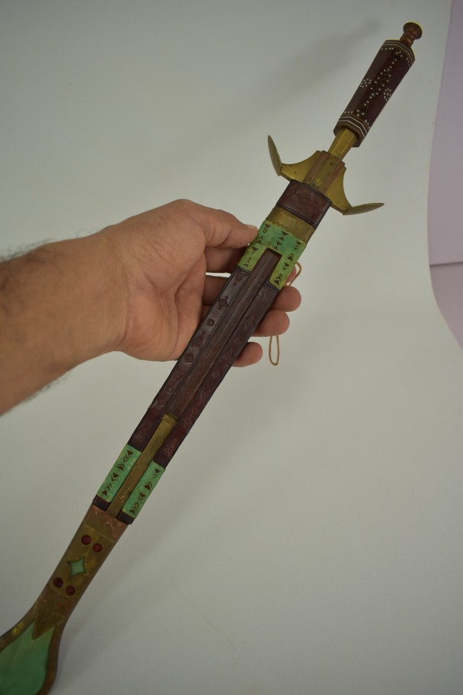 Elaborately Crafted Tuareg Telek Dagger
