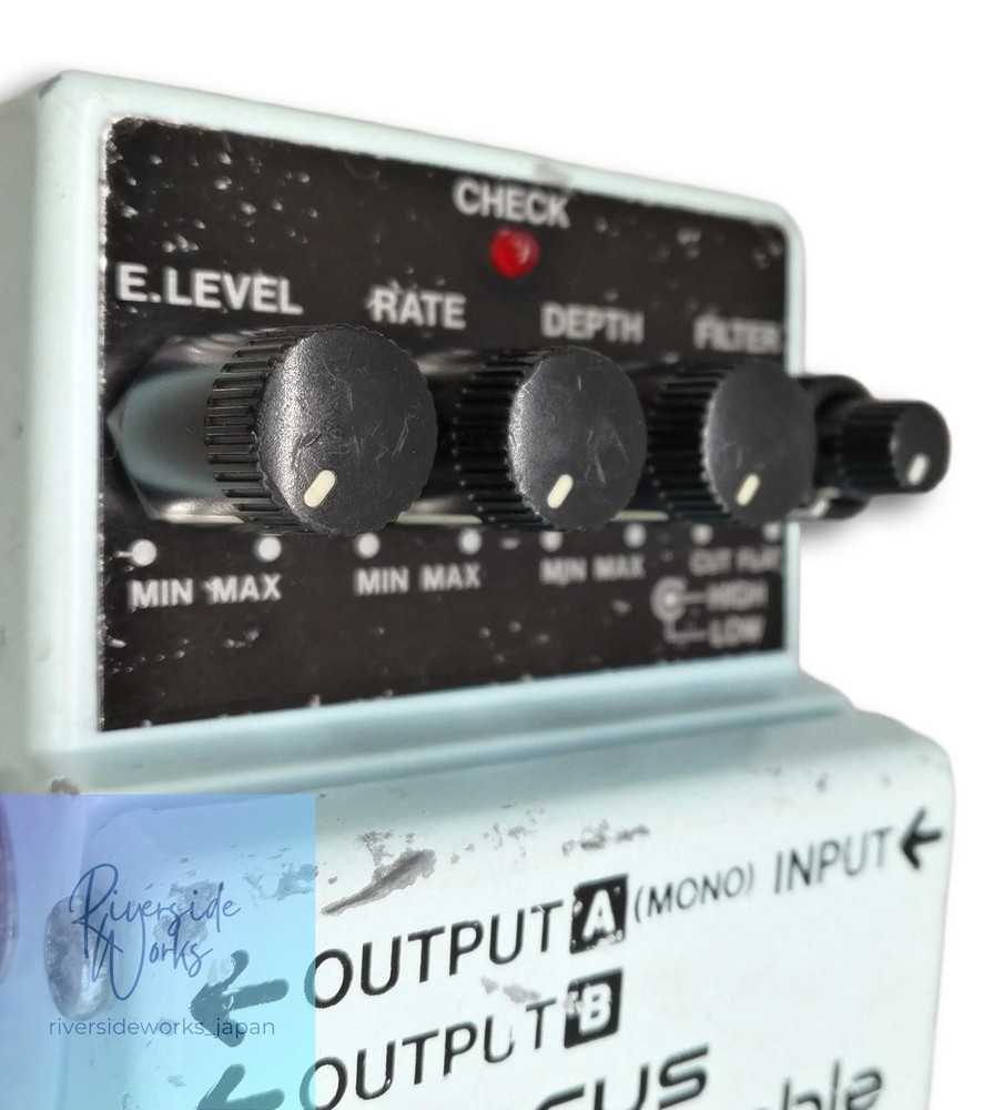 BOSS CE-5 Chorus Ensemble Guitar Effects Pedal