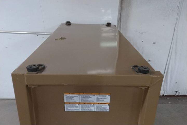 Knaack 1020 52 Cu Ft Total Storage Cap Tan Steel Jobsite Cabinet