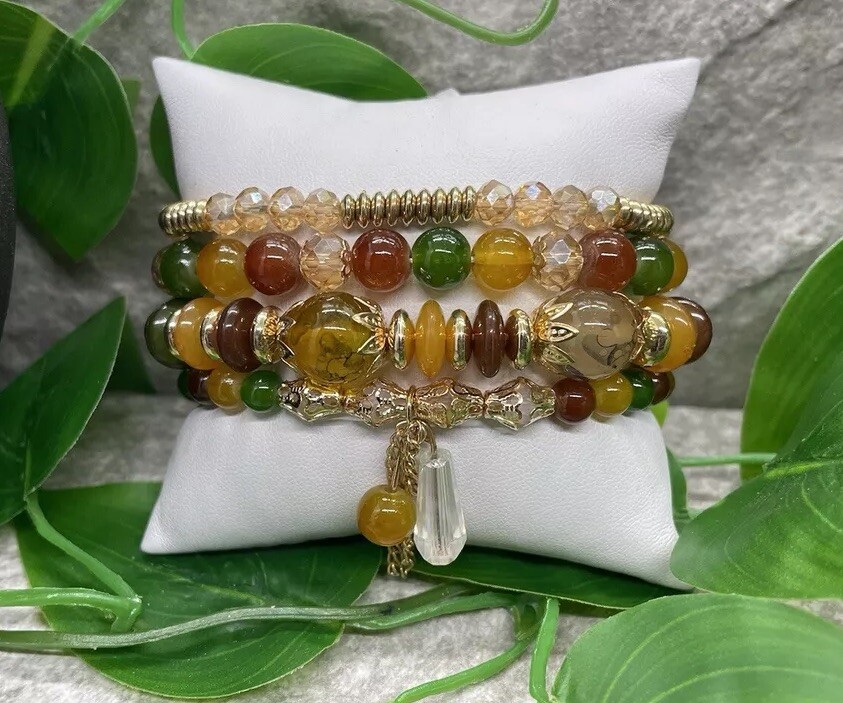 4 PC Handmade Boho Beaded Stackable 7” Plus Stretch Bracelet Set B2532
