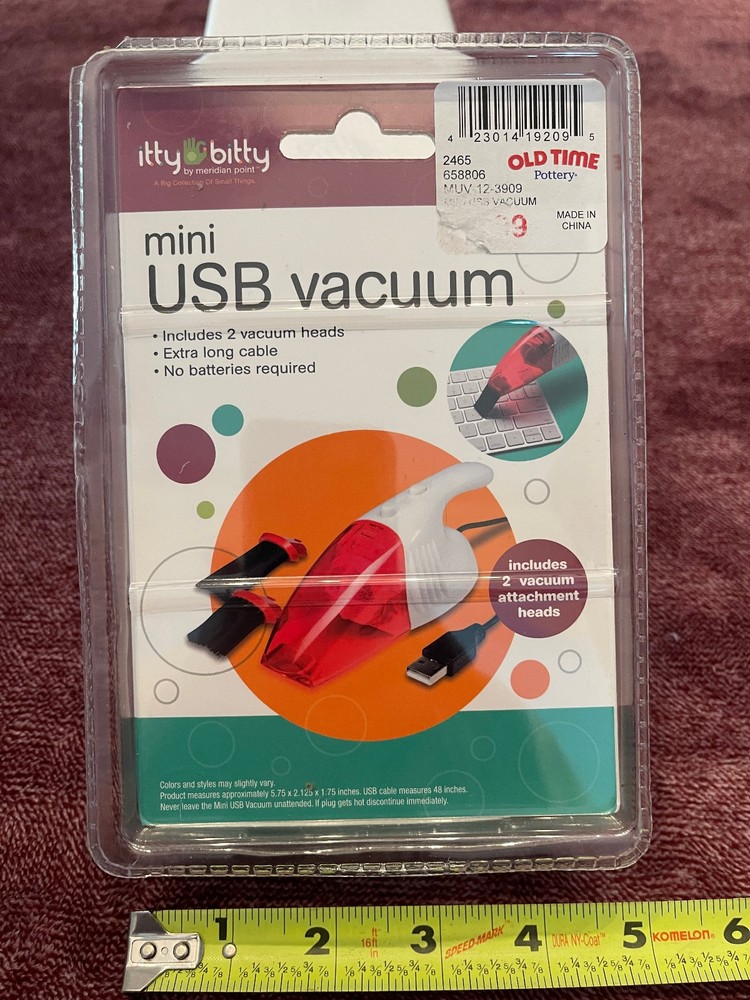 Itty bitty Mini USB Computer Keyboard Vacuum w/ 2 vacuum Heads Extra Long Cable