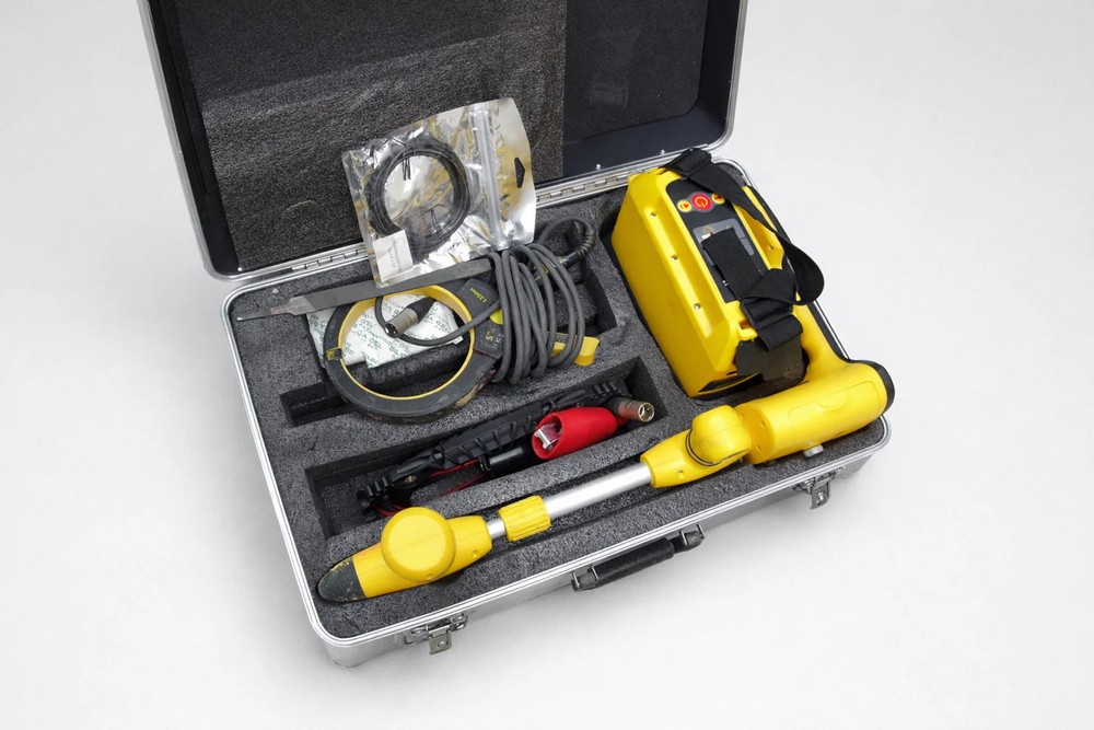 Vivax Metrotech VM-850 Cable & Pipe Locator Complete Kit Working...