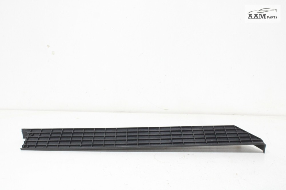 2018-24 FREIGHTLINER CASCADIA REAR LEFT SLEEPER BLUNK PAN SUPPORT OEM