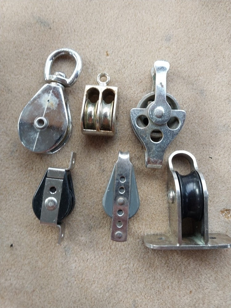 6 small marine pulleys