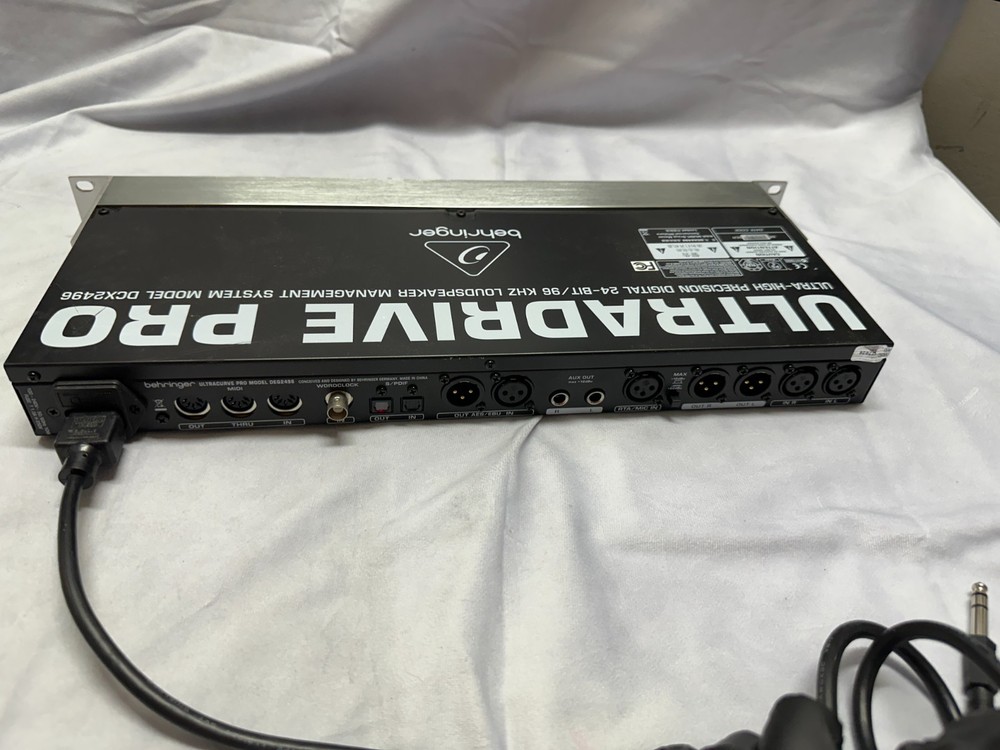 Behringer DEQ2496 Ultra-High Precision 24-Bit/96 kHz Processor - USED/WORKS