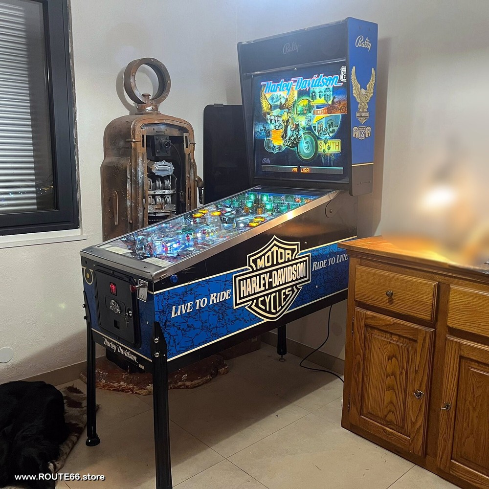 Gottlieb & Bally Pinballs