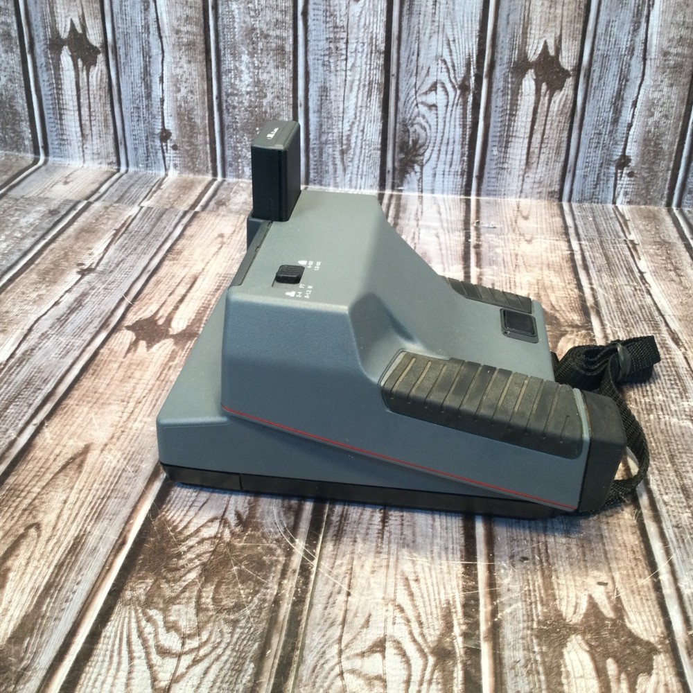 Polaroid Impulse Instant Film Camera Built in Flash With Strap UNTESTED