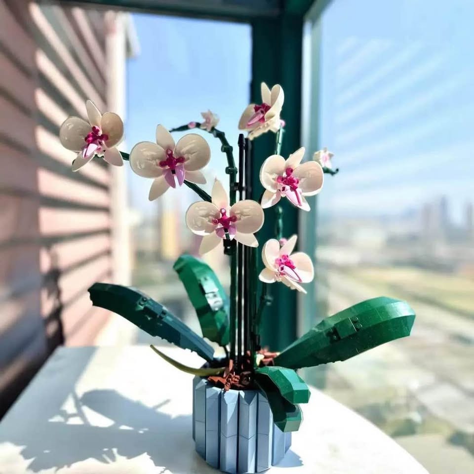 Botanicals Orchid - Artificial, Fake Indoor Flowers Building Set for Home, Kitch