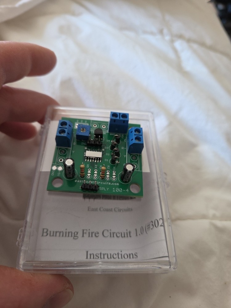 East Coast Circuits HO Burning Fire Lighting Circuit 302