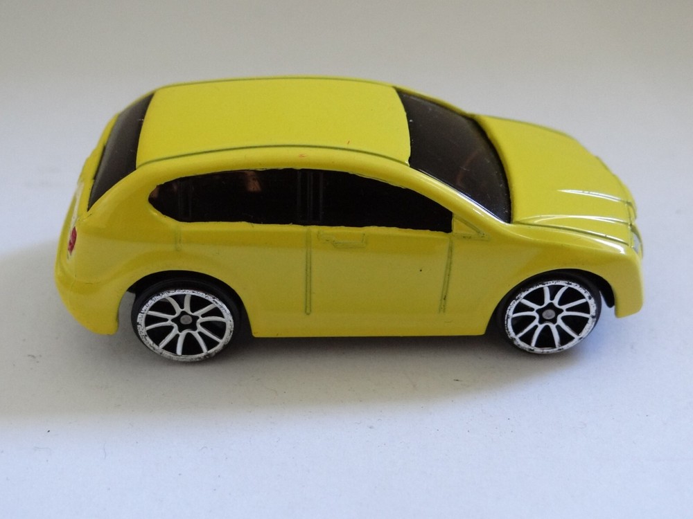 Motor Max Toy Car Yellow