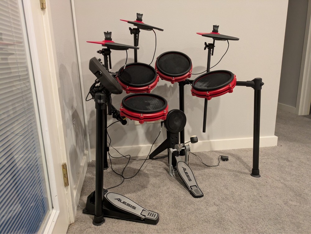 Alesis Nitro Mesh Electronic Drum Kit Red, pre owned