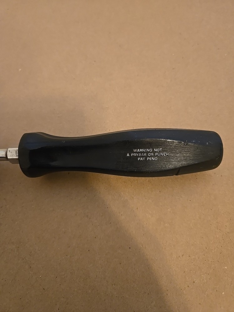 Snap On #4 Phillips Head Screwdriver Black Hard Handle SDDP64