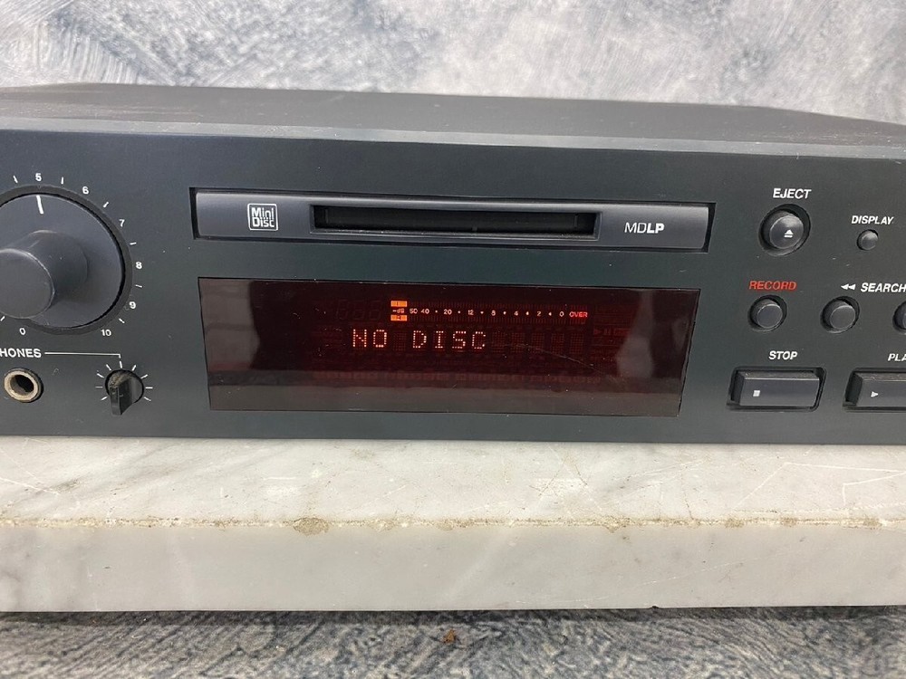 TASCAM MD-350 MINI DISC PLAYER / RECORDER MD DECK 100V