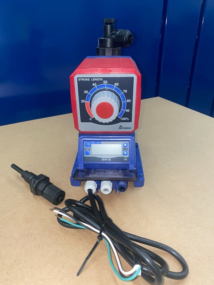 Walchem Series Metering Pump EHE46E2-PCV 