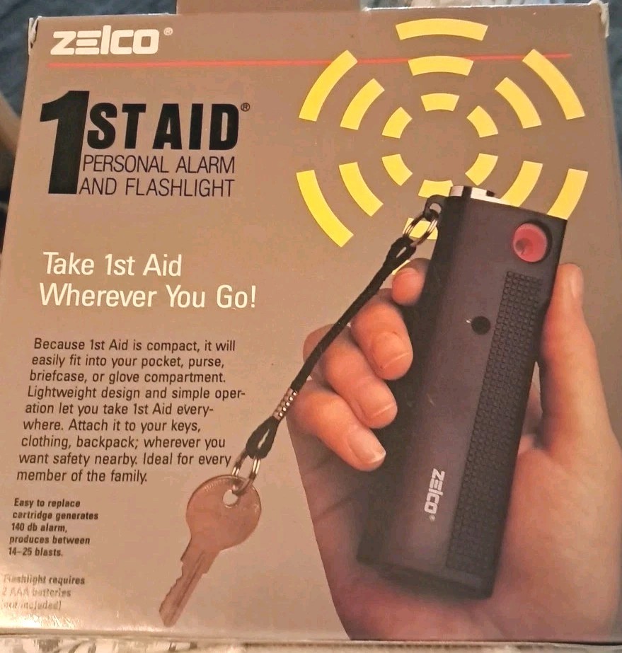Zelco 1ST AID PERSONAL ALARM / FLASHLIGHT