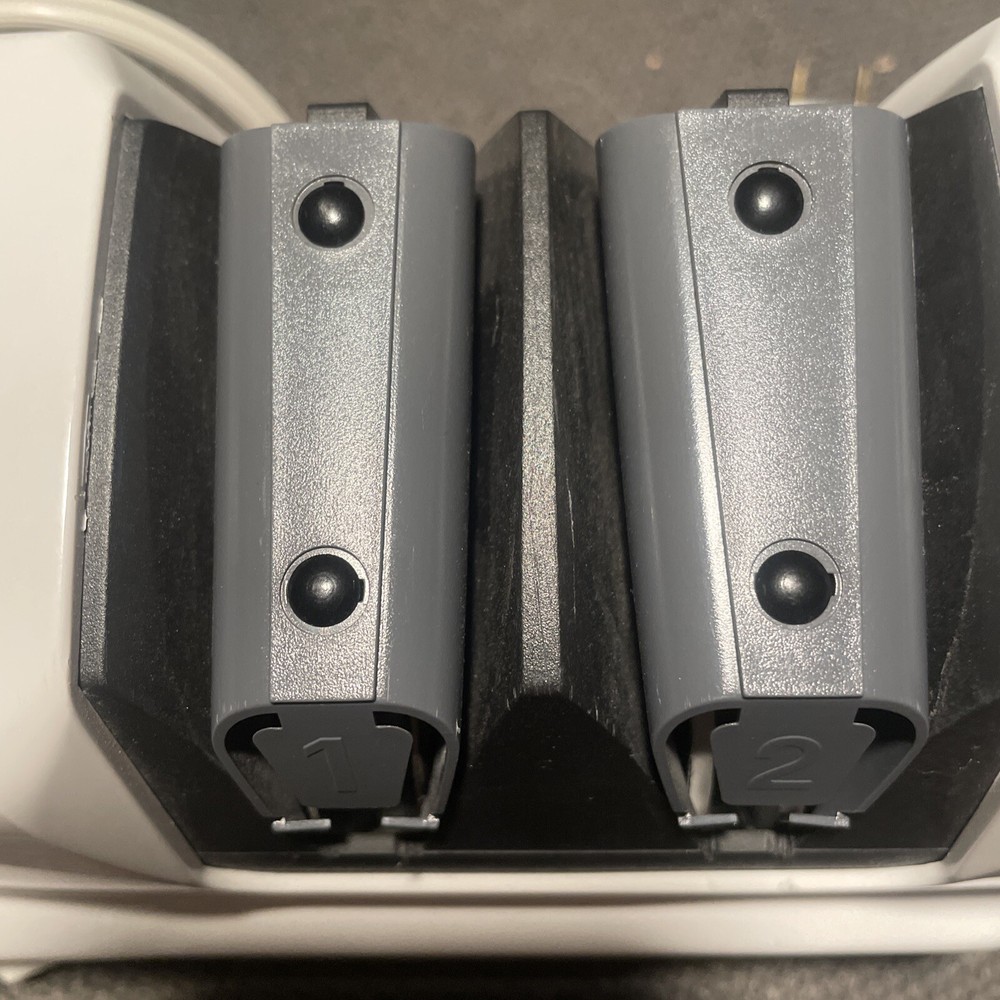 Chef's Choice Diamond Hone Model 320 FlexHone/Strop Professional Knife Sharpener