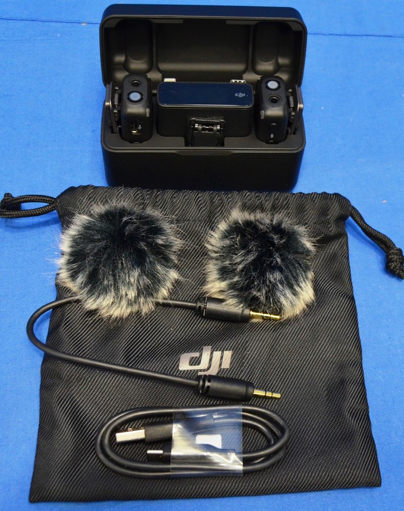 DJI Mic Wireless Microphone ASB01 - Two Mics Receiver & Charging Case