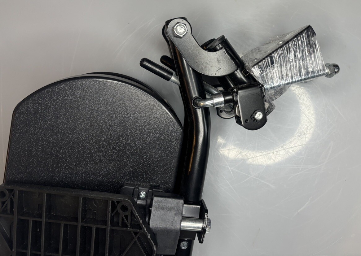 Wheelchair Elevating Leg Rest Padded Calf Support Composite Footplates Universal