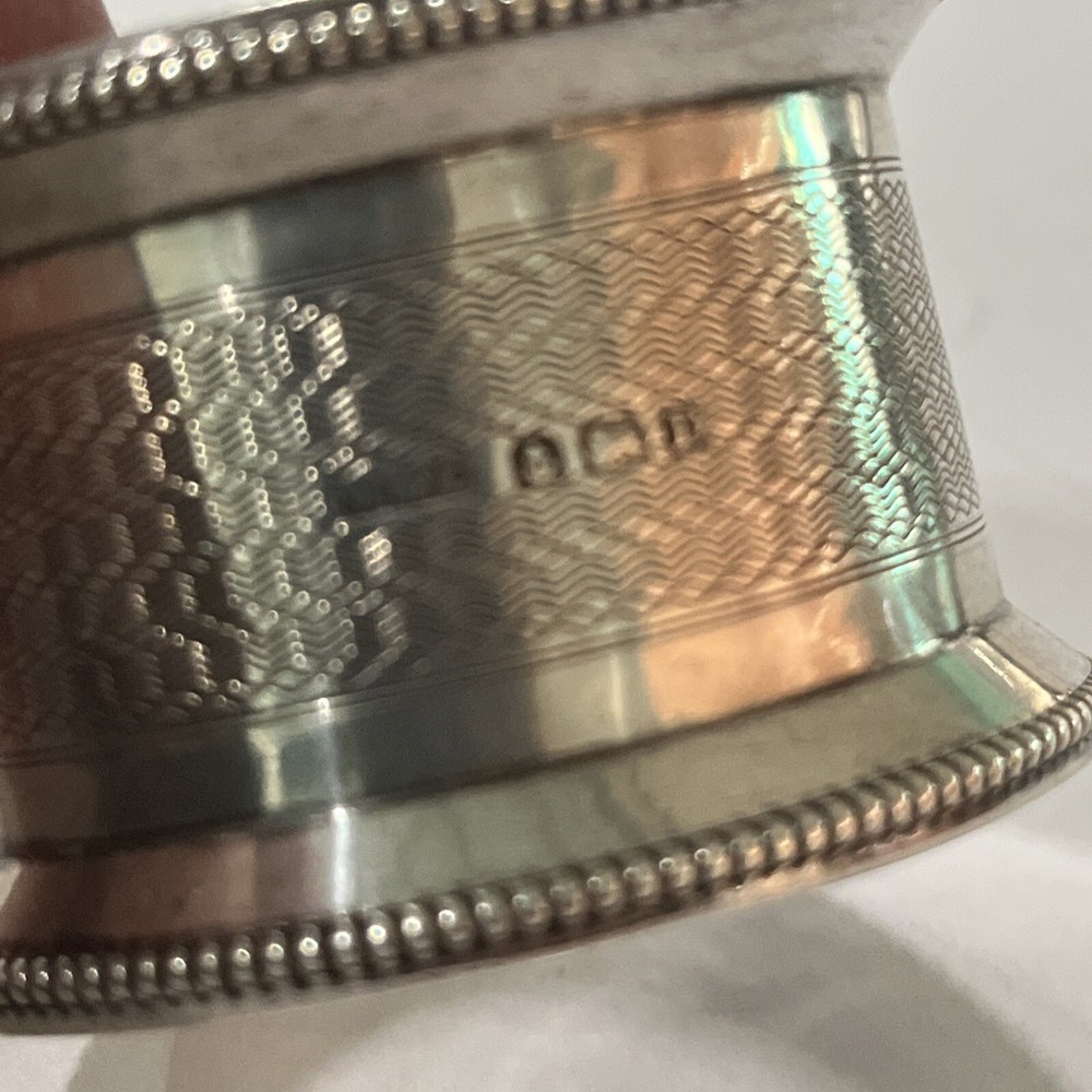 C346 Silver Hallmarked Napkin Ring - 13g sterling silver
