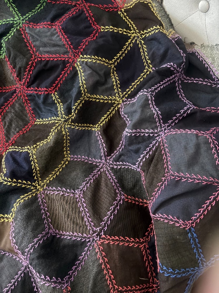 VTG Handmade Tumbling Block Pattern Quilt Baby Blocks Cubework Optical Illusion