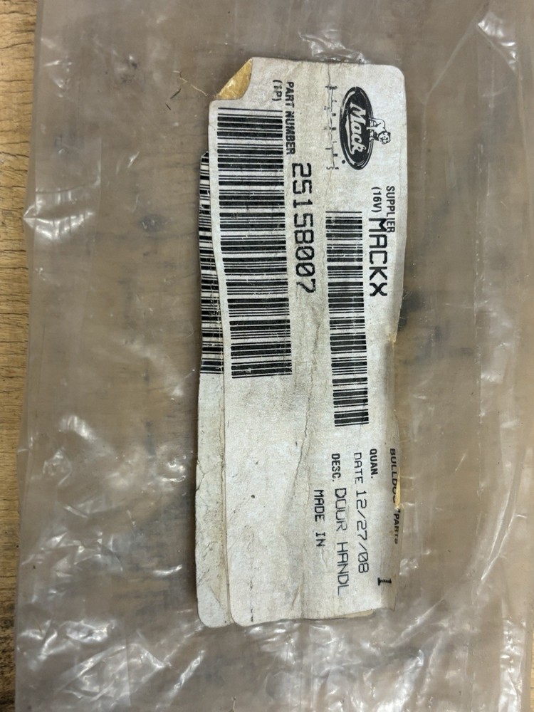 OEM MACK INTERIOR DOOR PULL HANDLE