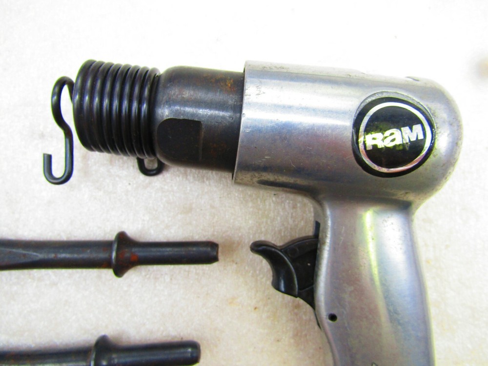 Pneumatic impact wrench by Ram