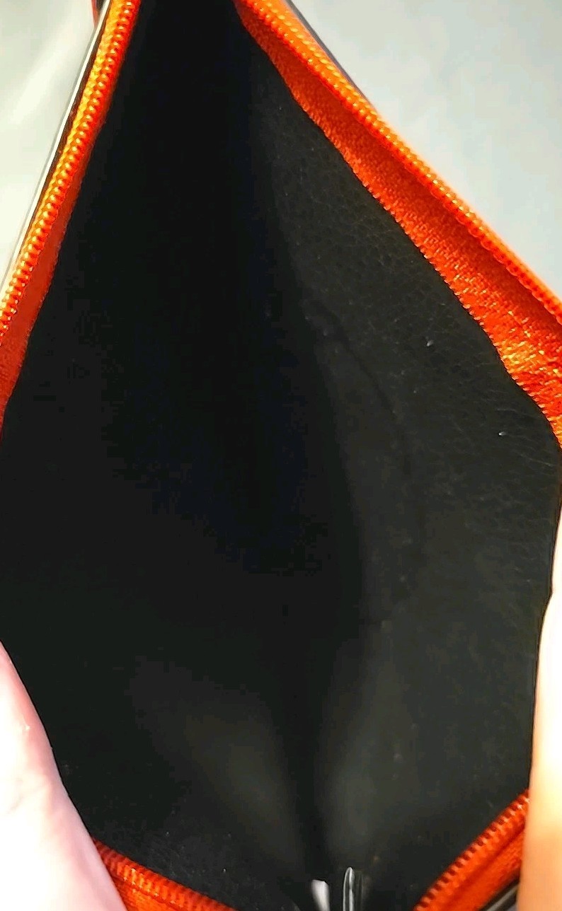 Kate Spade Disney X 101 Dalmatians Cruella Deville Red Leather Small Tote 8”x5”