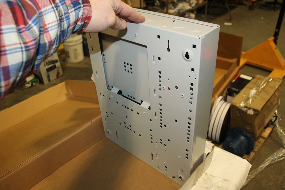 Inner Range Medium Low Profile Enclosure with Integriti 995201NA